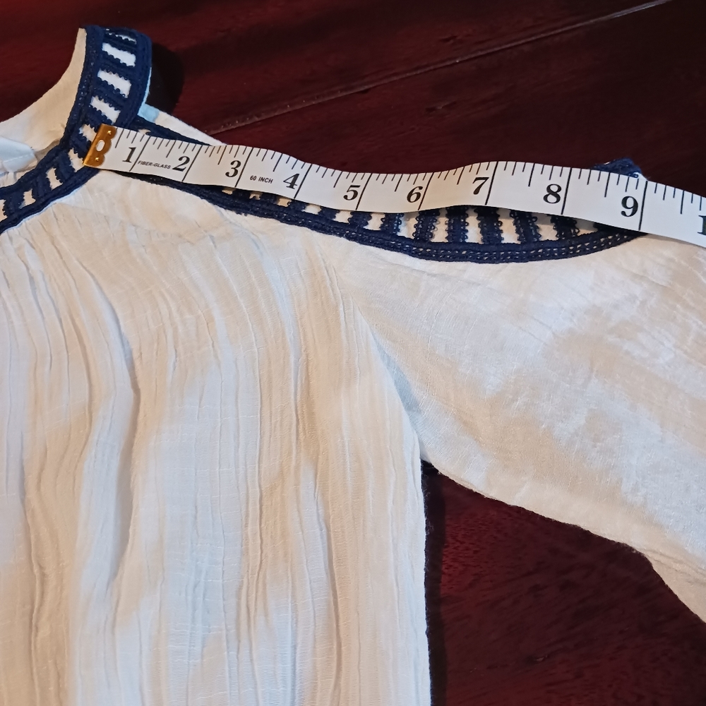 Mine Cutout shoulder blouse long sleeve size S white blue - Picture 7 of 13